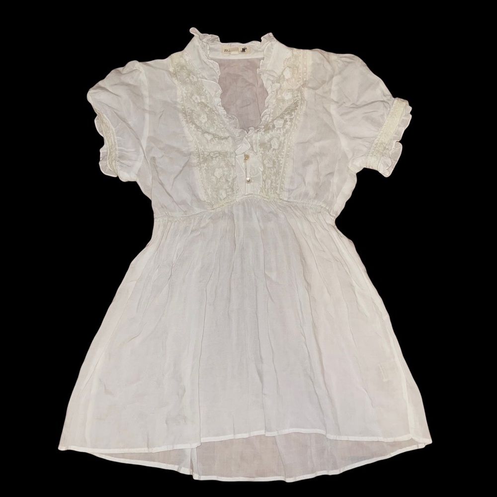 Mine Lace Detailed Top